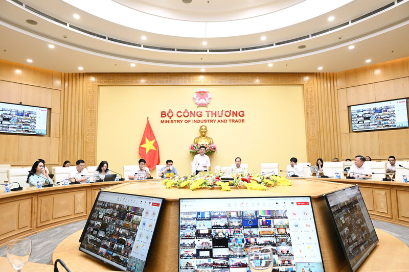 Bộ Công Thương tổ chức Hội nghị làm việc giữa Ban Thường vụ Đảng ủy, Lãnh đạo Bộ Công Thương và các Sở Công Thương, Chi cục Quản lý thị trường các tỉnh, thành phố