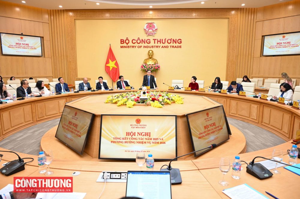 Cục Hóa chất: Tăng cường năng lực thực thi chính sách, hoàn thiện cơ chế ưu đãi đầu tư các phân ngành hóa chất trọng điểm