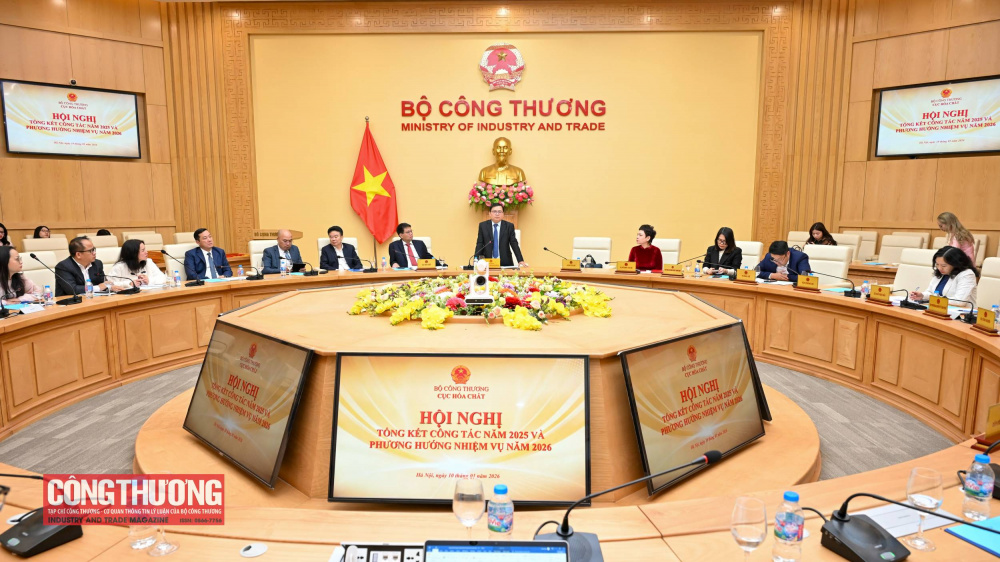 Bộ Công Thương quy định chức năng, nhiệm vụ, quyền hạn và cơ cấu tổ chức của Cục Hóa chất